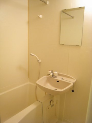 【浴室】 | ロジュマンⅡ | 浴室乾燥機付きです。