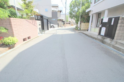 【周辺】 | ラ・ヒューメベル