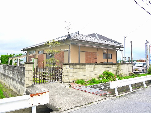 美濃庄町一戸建（３９３－３）の外観