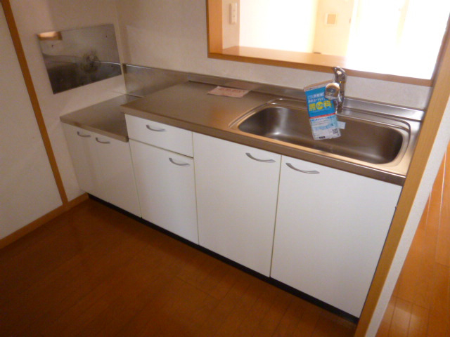倉敷市連島町鶴新田のアパートのキッチン