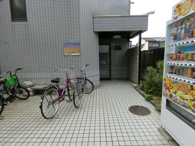 【エントランス】 | エス・コート