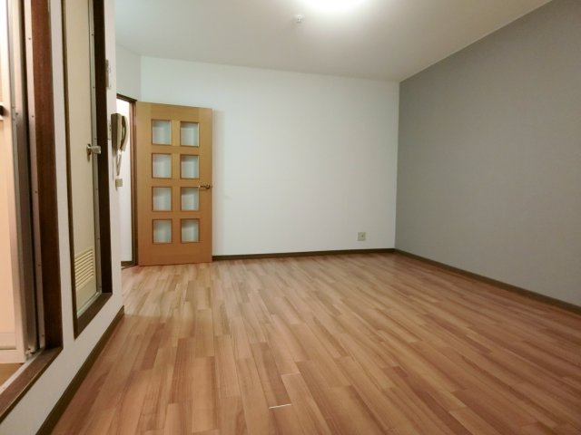 【洋室】 | エス・コート