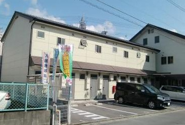 ぷらすエコの駐車場