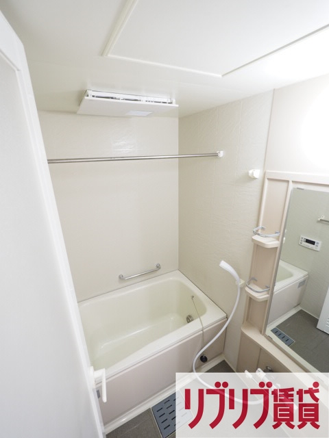 アレックス千葉寺の浴室