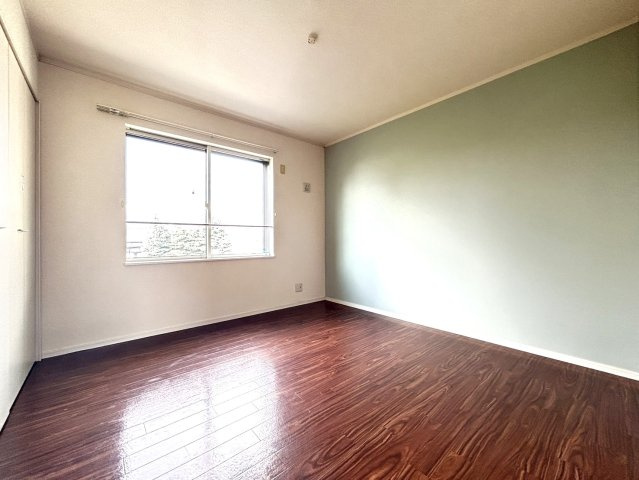 長岡ハイツの居間・リビング