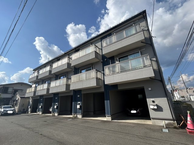 長岡ハイツの外観