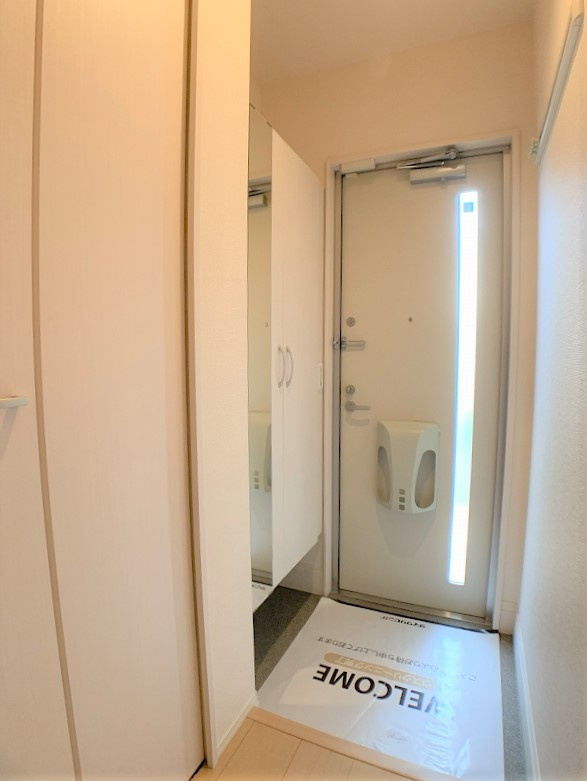 ファミィーユKⅡの玄関