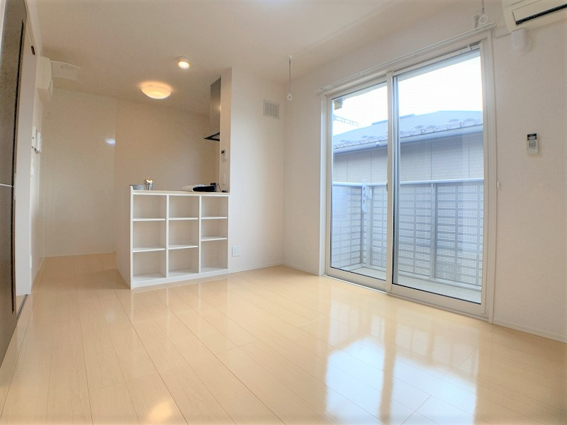 ファミィーユKⅡの居間・リビング