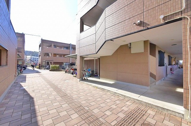 グランファミーユBアンジュのエントランス|毎日使う清潔感のあるエントランスです。