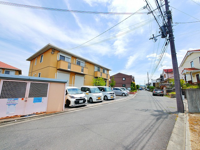 クレストタウンの駐車場