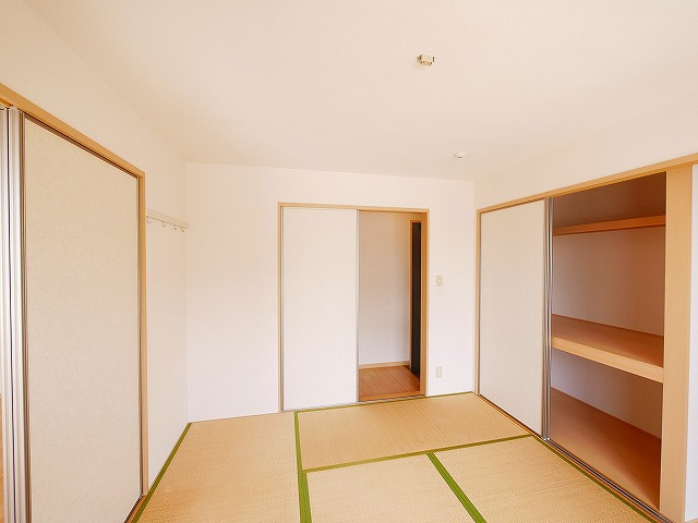 クレストタウンの和室