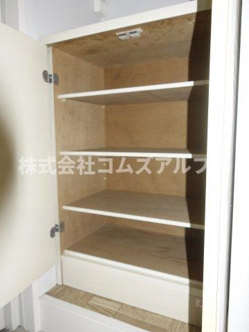 ラガーディア保土ヶ谷の設備|ラガーディア保土ヶ谷　シューズボックス