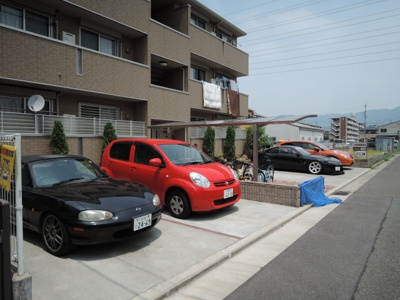 【駐車場】 | エリチェ青山