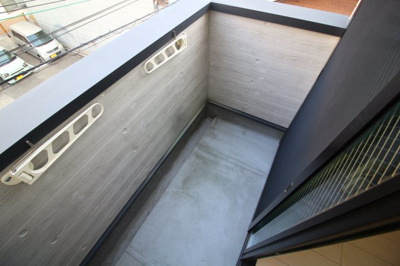 【バルコニー】 | ポートレジデンス海運町