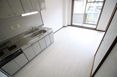 【居間・リビング】 | サニーコート 鷹取