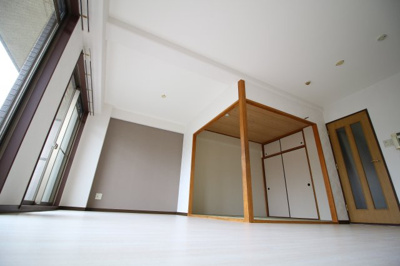 【居間・リビング】 | サニーコート 鷹取