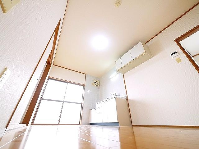 ピノ520の内装|ゆったりとした居間です