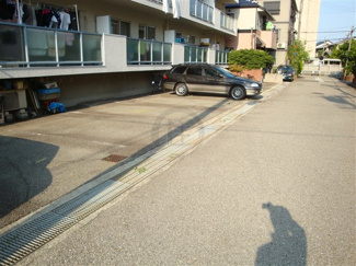 【駐車場】 | 敷地内駐車場
