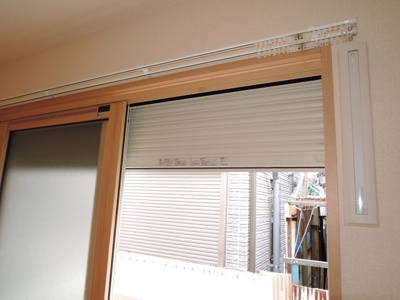 【バルコニー】 | エムズ　コンフォート | ☆シャッター雨戸☆