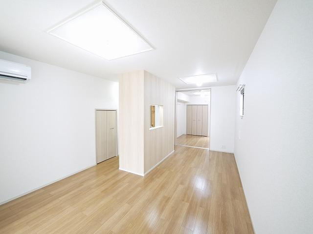 Ｍコートの居間・リビング|使いやすい居間です