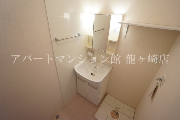 MT Wit B棟の独立洗面台