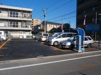 【駐車場】