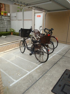 【駐車場】