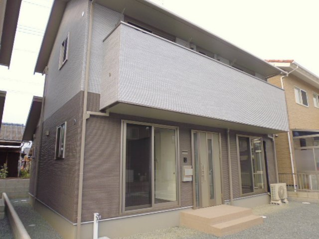 プリーマ中畝の外観