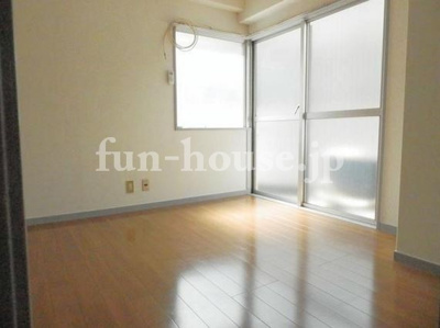 【居間・リビング】 | 南青山高木フラット