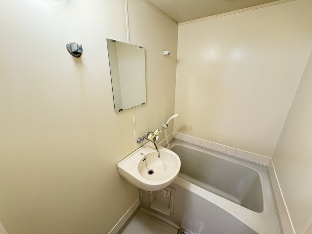 山内ビルの洗面所