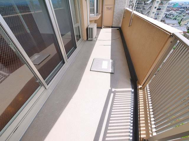レイセニット奈良グラン・ヴェルジェのバルコニー|バルコニー付きです