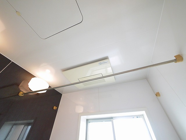 レイセニット奈良グラン・ヴェルジェの設備|お風呂には浴室乾燥機もついてます。