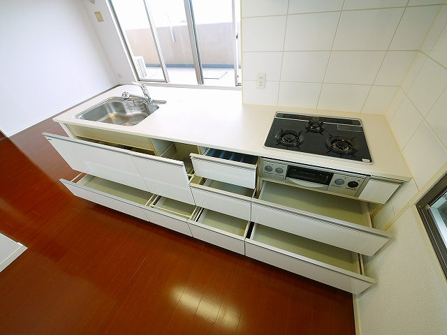 レイセニット奈良グラン・ヴェルジェのキッチン|使いやすいキッチンです