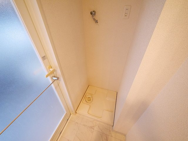 レイセニット奈良グラン・ヴェルジェの設備|嬉しい室内洗濯機置き場がございます。