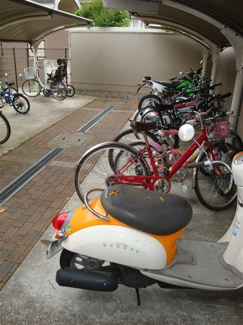 【駐車場】