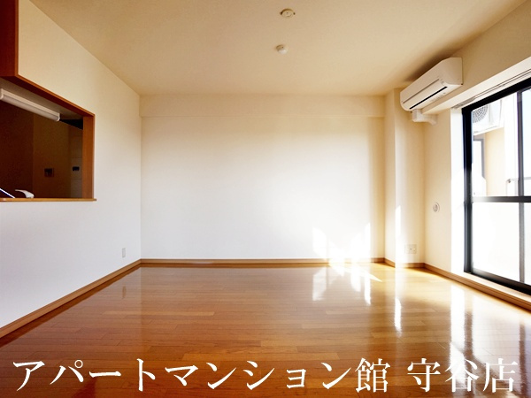 ラフィーネコートの内装|類似です