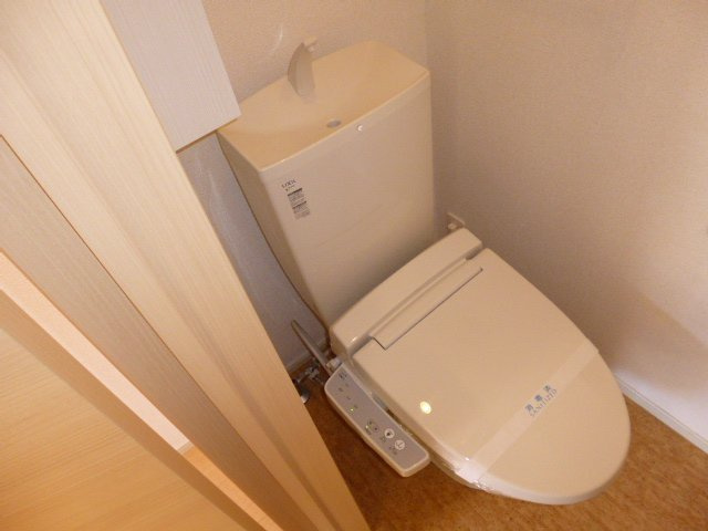 倉敷市林のアパートのトイレ