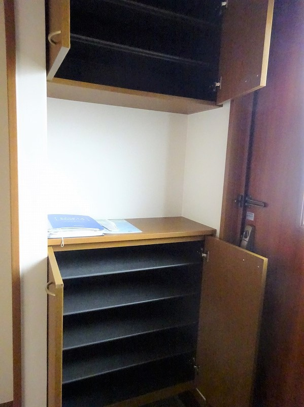 ヴィラけやき3の収納|シューズボックス