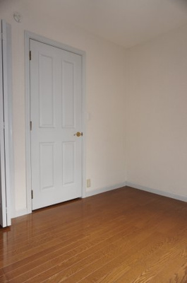 【寝室】 | ミルクリークC | ミルクリークC　洋室