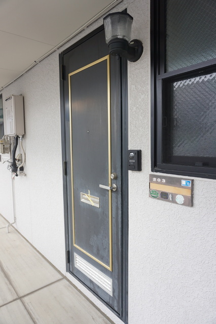 パーソナルハイツの玄関
