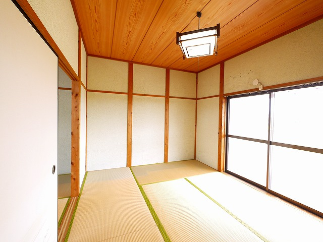 大西勉貸家（大安寺2丁目）の寝室|寝室にいかがでしょうか