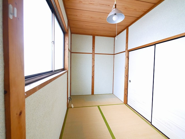 大西勉貸家（大安寺2丁目）の寝室|落ち着いて過ごせるお部屋なので、寝室にいかがでしょうか