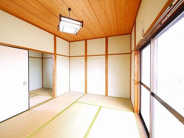 大西勉貸家（大安寺2丁目）の和室|い草の香りが落ち着く素敵な和室です