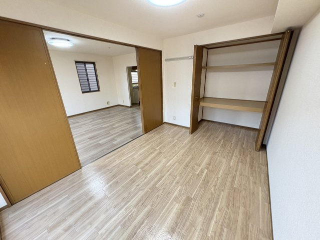 ヴィクトワール・コートの収納|シューズボックス