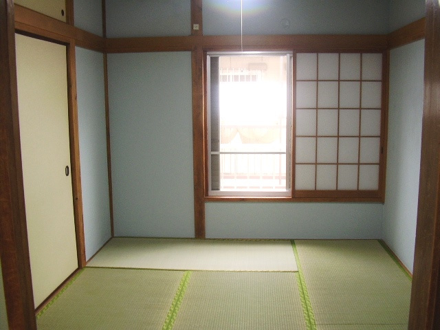 北原コーポの和室