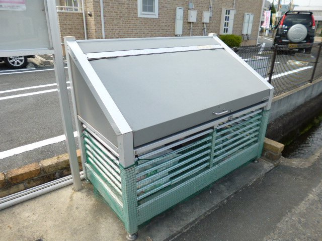 倉敷市酒津のアパートのその他共用部分|敷地内ゴミステーション