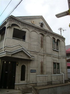 【外観】 | 旧館の明治建築の様な重厚な外観