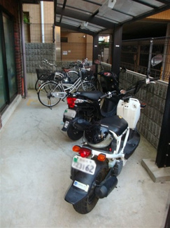 【その他共用部分】 | 駐輪場に原付バイク置場