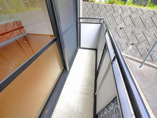 セジュールならやま　Ⅰのバルコニー|暖かな日差しのふりそそぐバルコニー