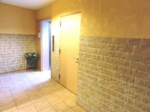 バリアトップ小笹のロビー|バリアトップ小笹(2K)　ロビー